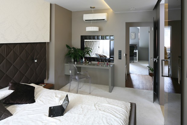 Sypialnia dla minimalisty: odpocznij dzięki szarym kolorom