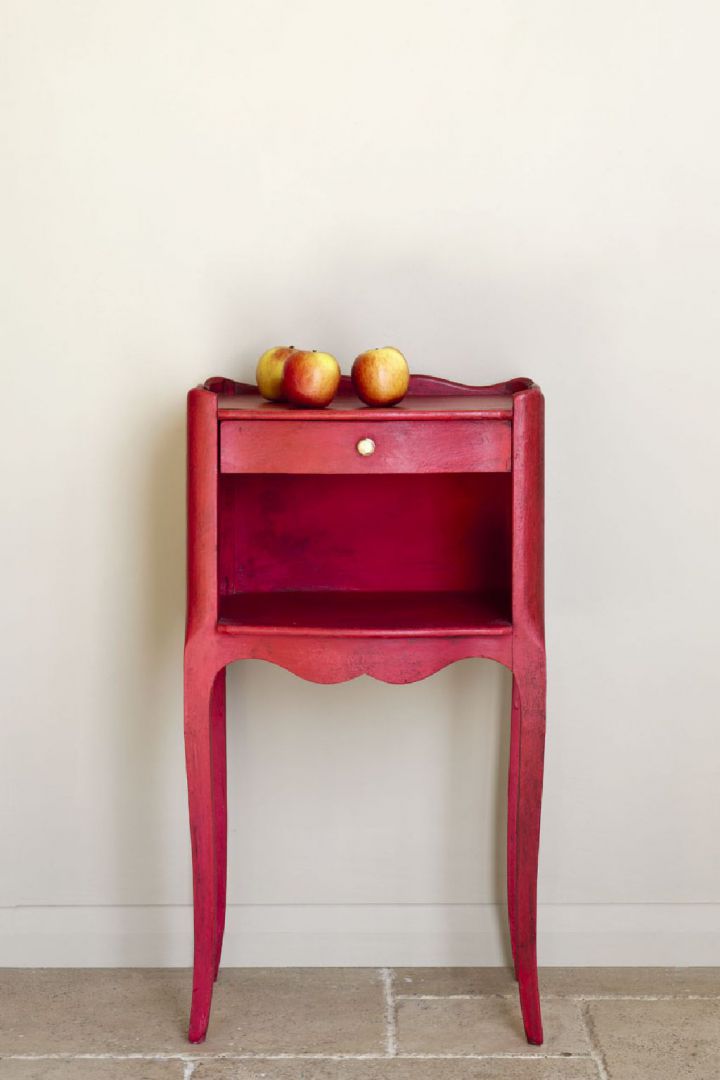 Mebel ręcznie malowany farbami Chalk Paint od Annie Sloan. Fot. PatyNowy.