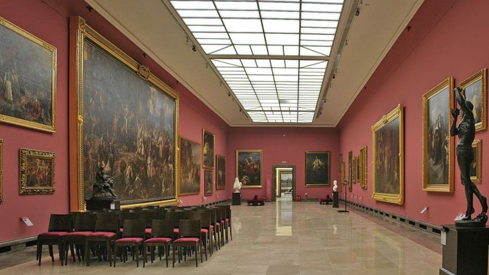 L-Lipinski-Sukiennice-Sala-czerwona.jpg