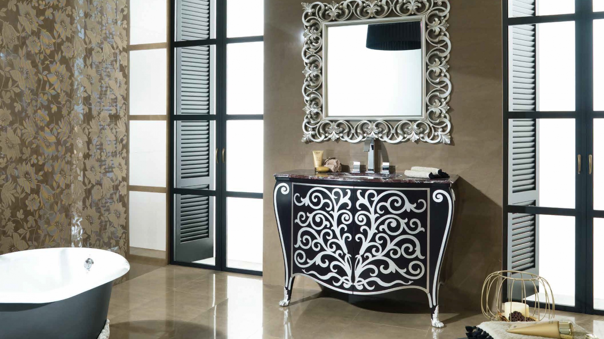 Szafka umywalkowa z kolekcja Nouveau marki Gama Decor inspirowana francuskim gotykiem w nowoczesnym wydaniu w eleganckiej czerni. Fot. Gama Decor.