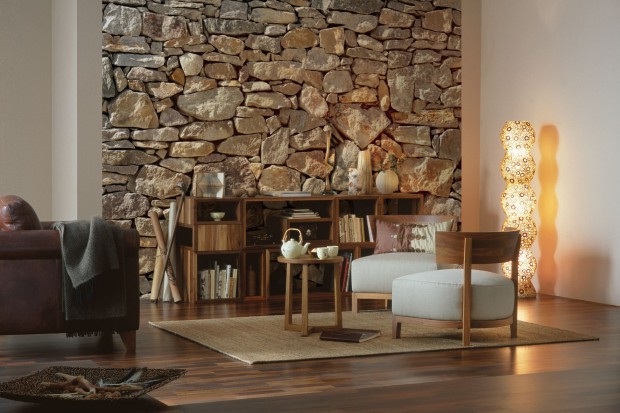 Ściany w salonie: fototapeta jak kamień, drewno czy cegła