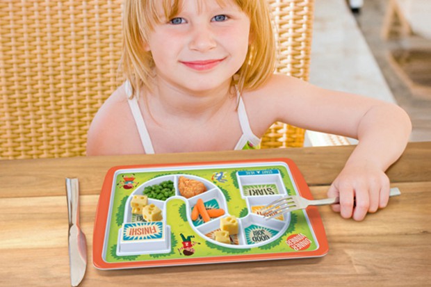 Śniadanie dziecka: kolorowe naczynia dla maluchów i starszaków