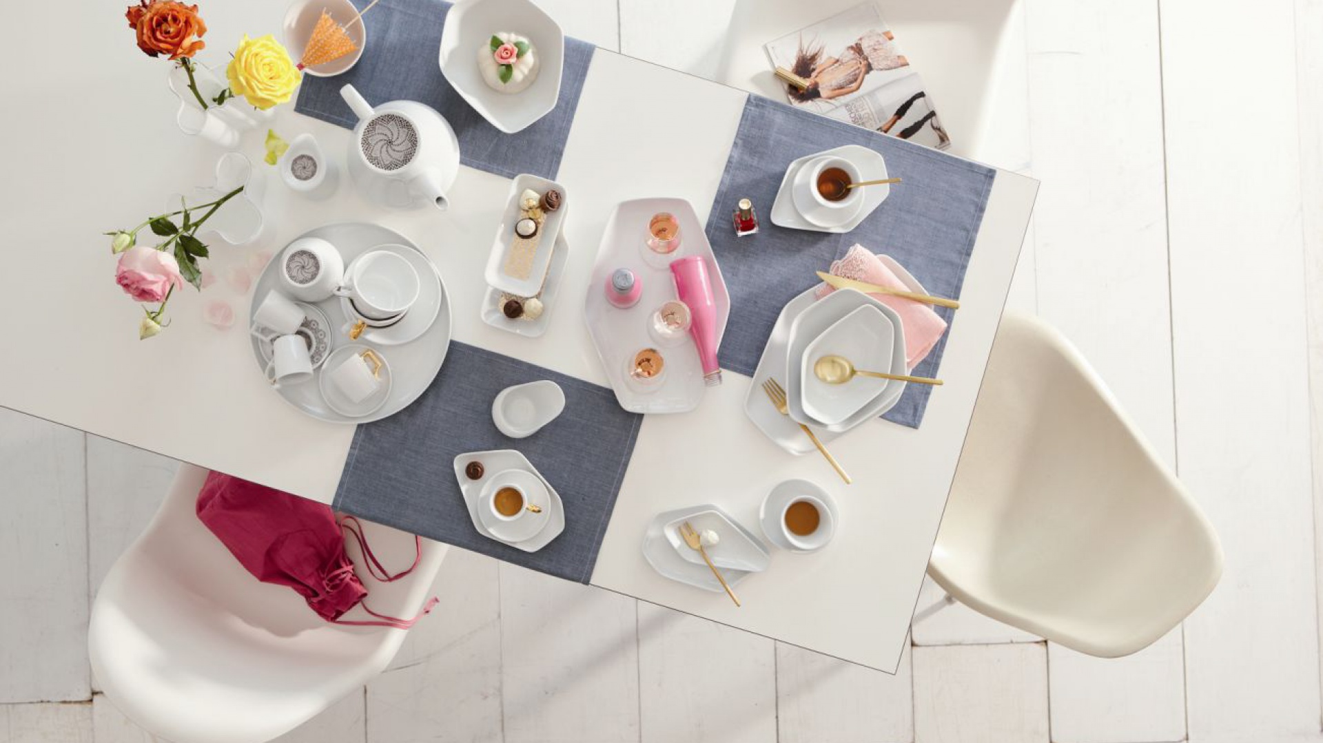 Wśród produktów niemieckiej marki Kahla z pewnością można znaleźć wiele inspirujących pomysłów na prezent. Porcelana zawsze jest piękna i modna. Produkty dostępne w sklepie Czerwona Maszyna. Fot. Kahla.
