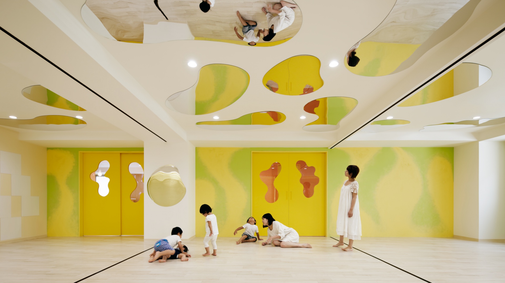 Tokijskie przedszkole LHM zostało oddane do użytku w marcu 2015 roku. Fot. Atsushi Ishida
