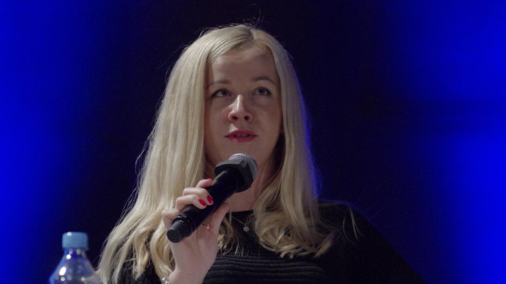 Paulina Jaskólska, leasing negotiator, Skanska Commercial Development Europe, mówiła o projektowaniu nowoczesnych przestrzeni biurowych. Fot. Piotr Waniorek.