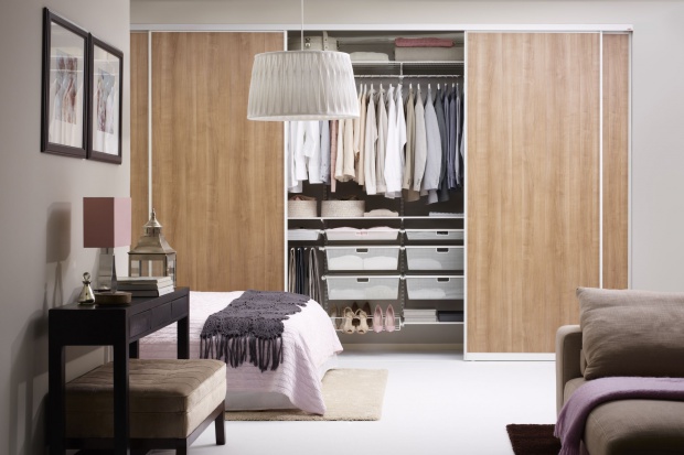 Sypialnia z garderobą – 12 nowoczesnych rozwiązań