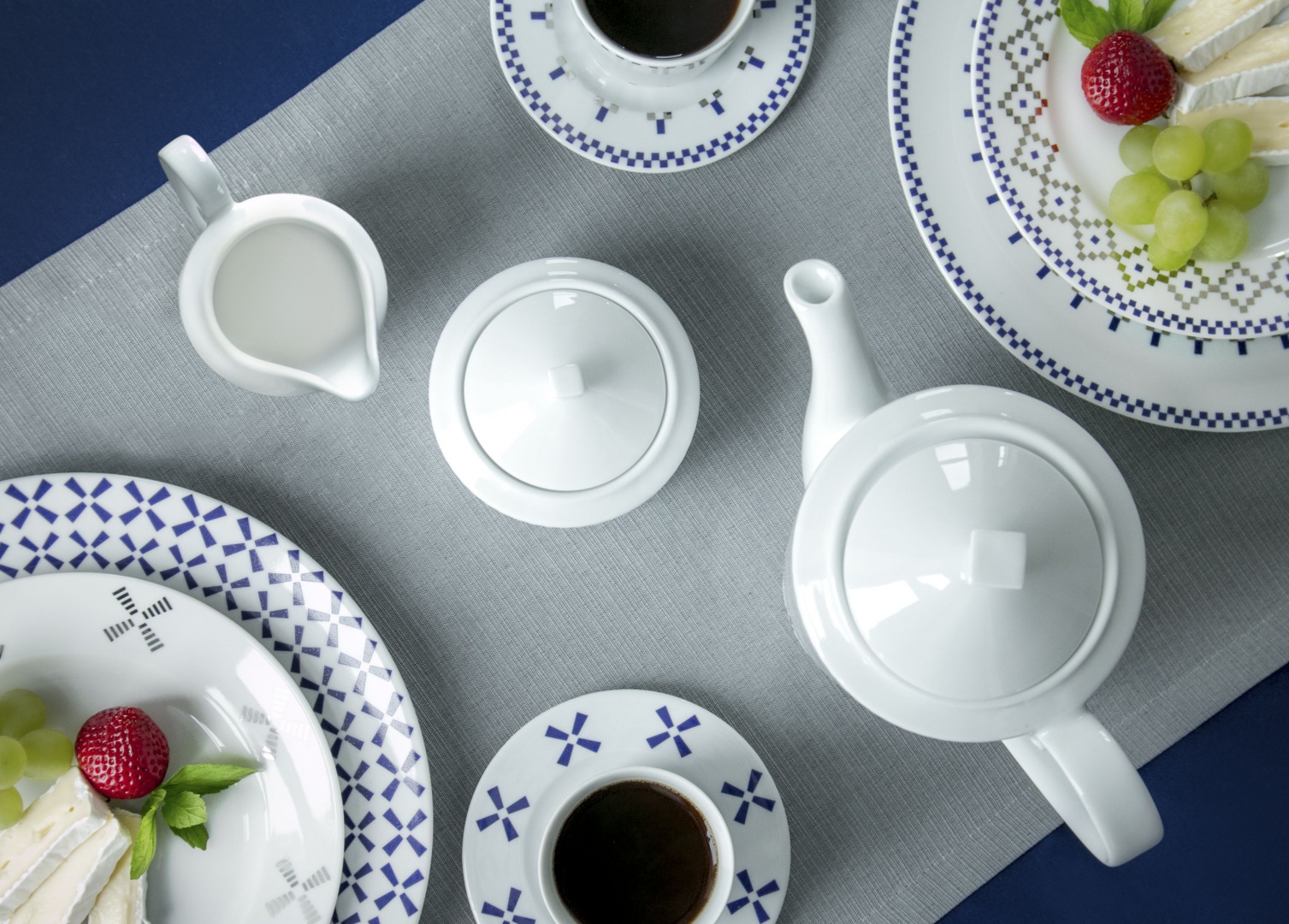 Kolekcja porcelany Folk Fusion. Fot. Polskie Fabryki Porcelany Ćmielów