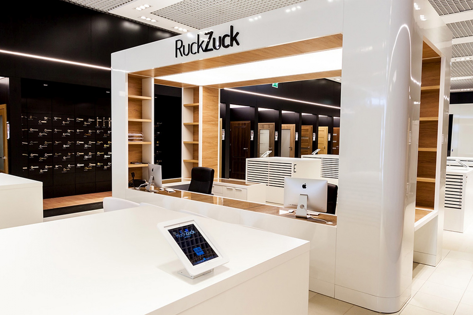 Tak wygląda multimedialny salon RuckZuck w Parku Handlowym Targówek.