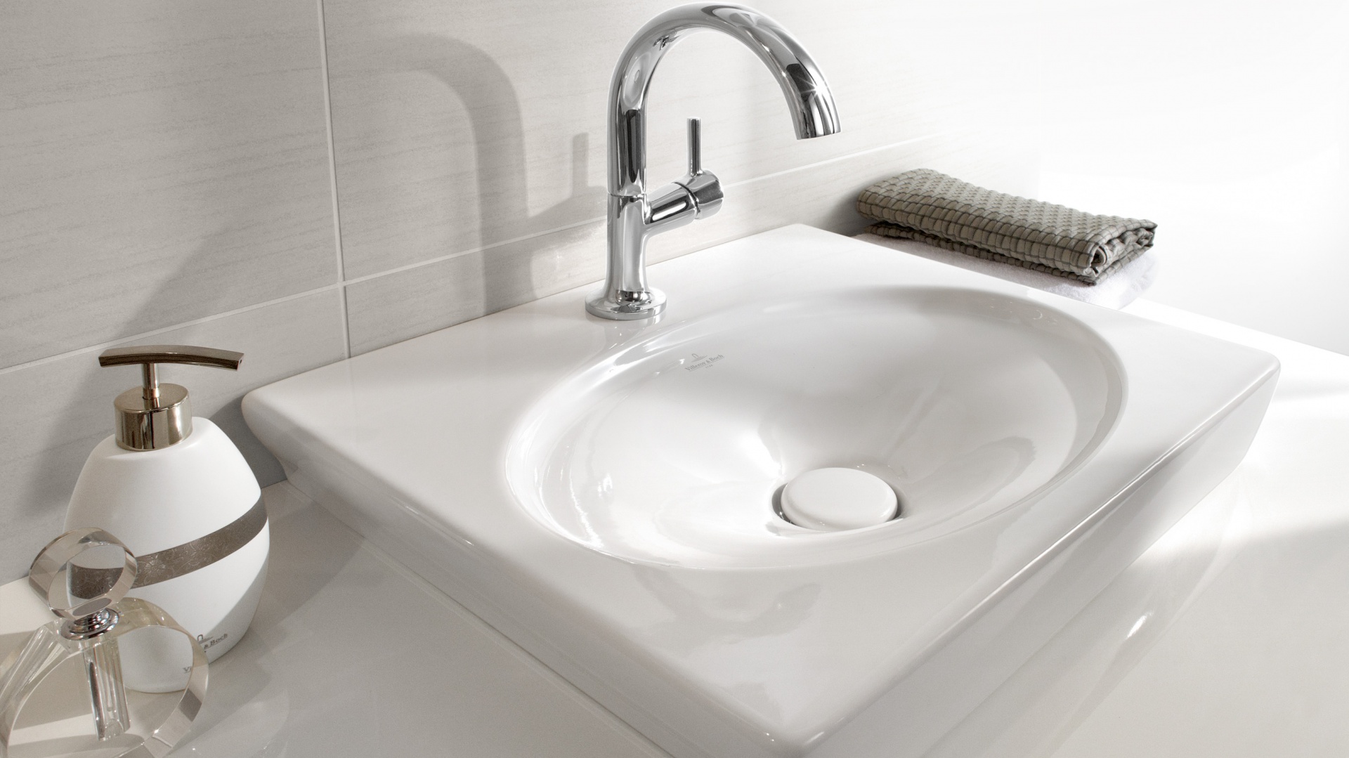 Kształty kolekcji La Belle to luksus dla ciała i wzroku. Fot. Villeroy & Boch
