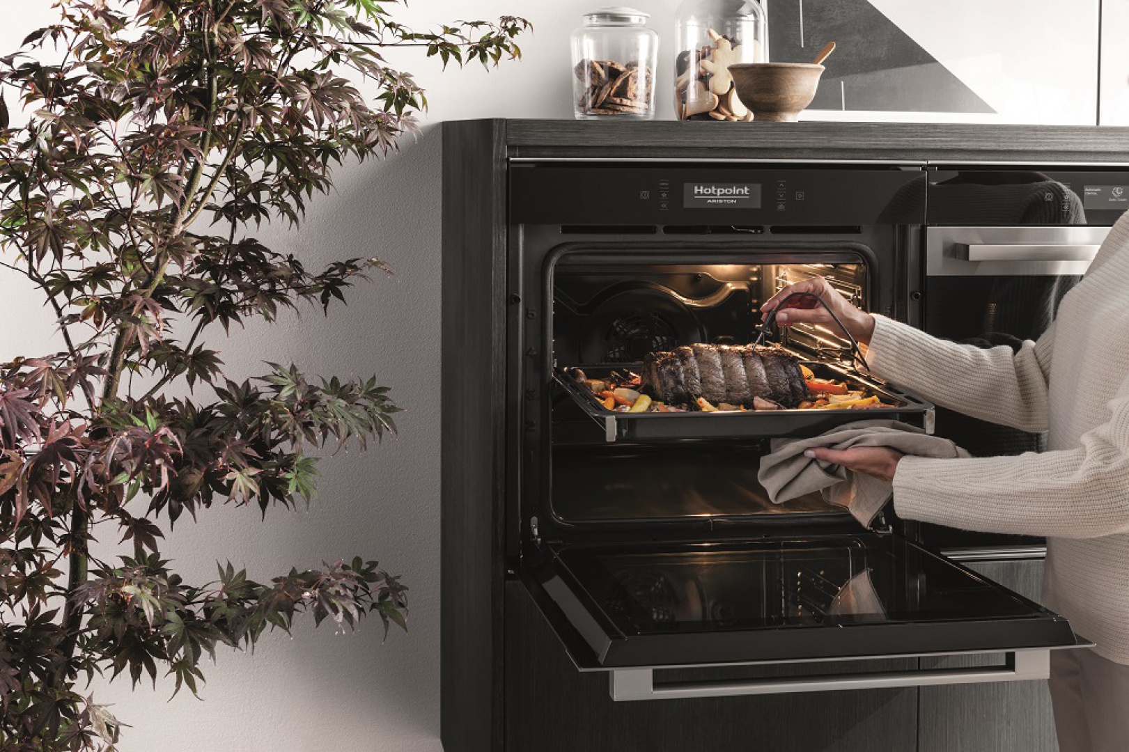 Piekarnik Hotpoint FI9 891 SCIX HA