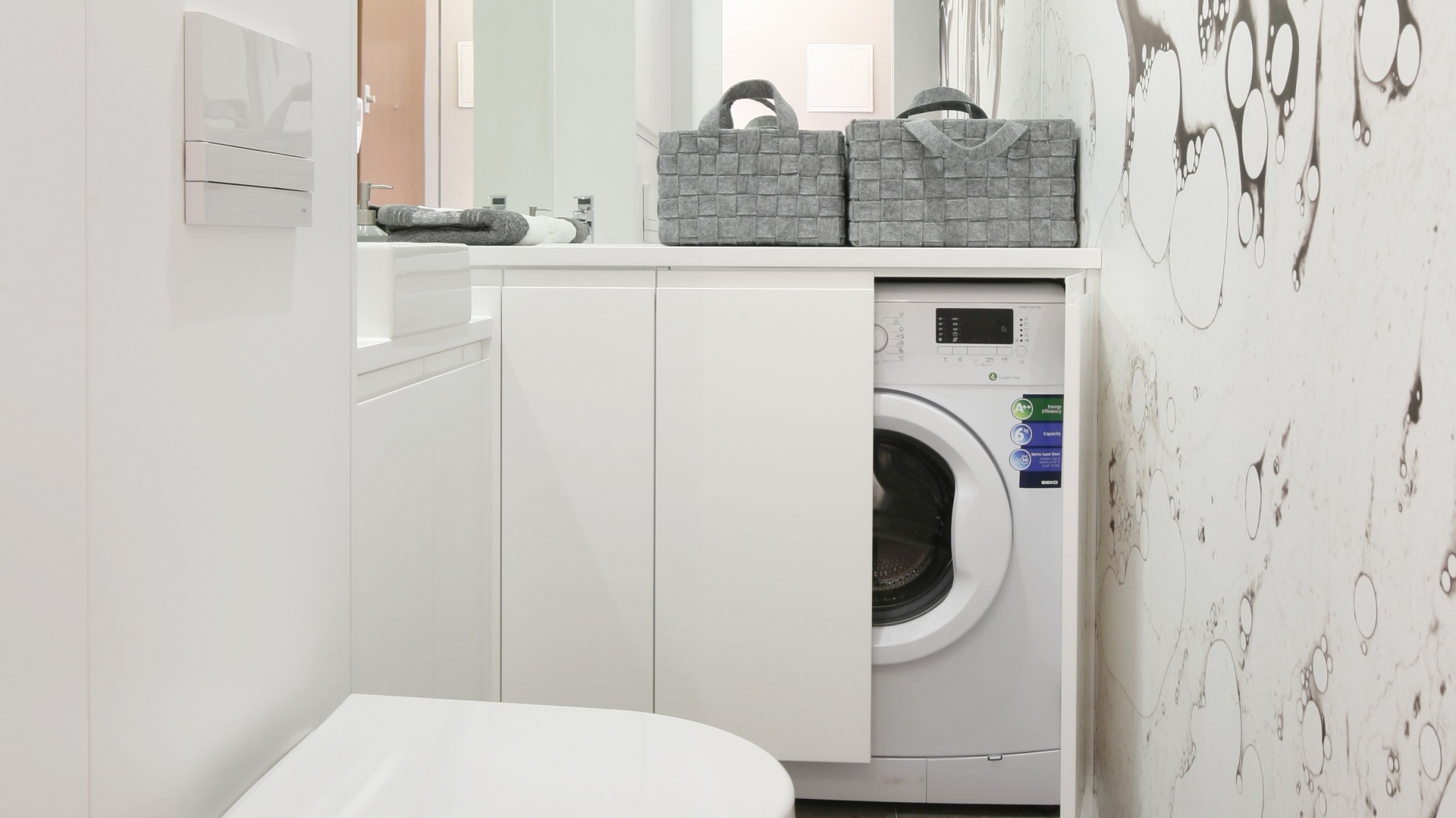 Łazienka z pralką - 10 najlepszych pomysłów architektów