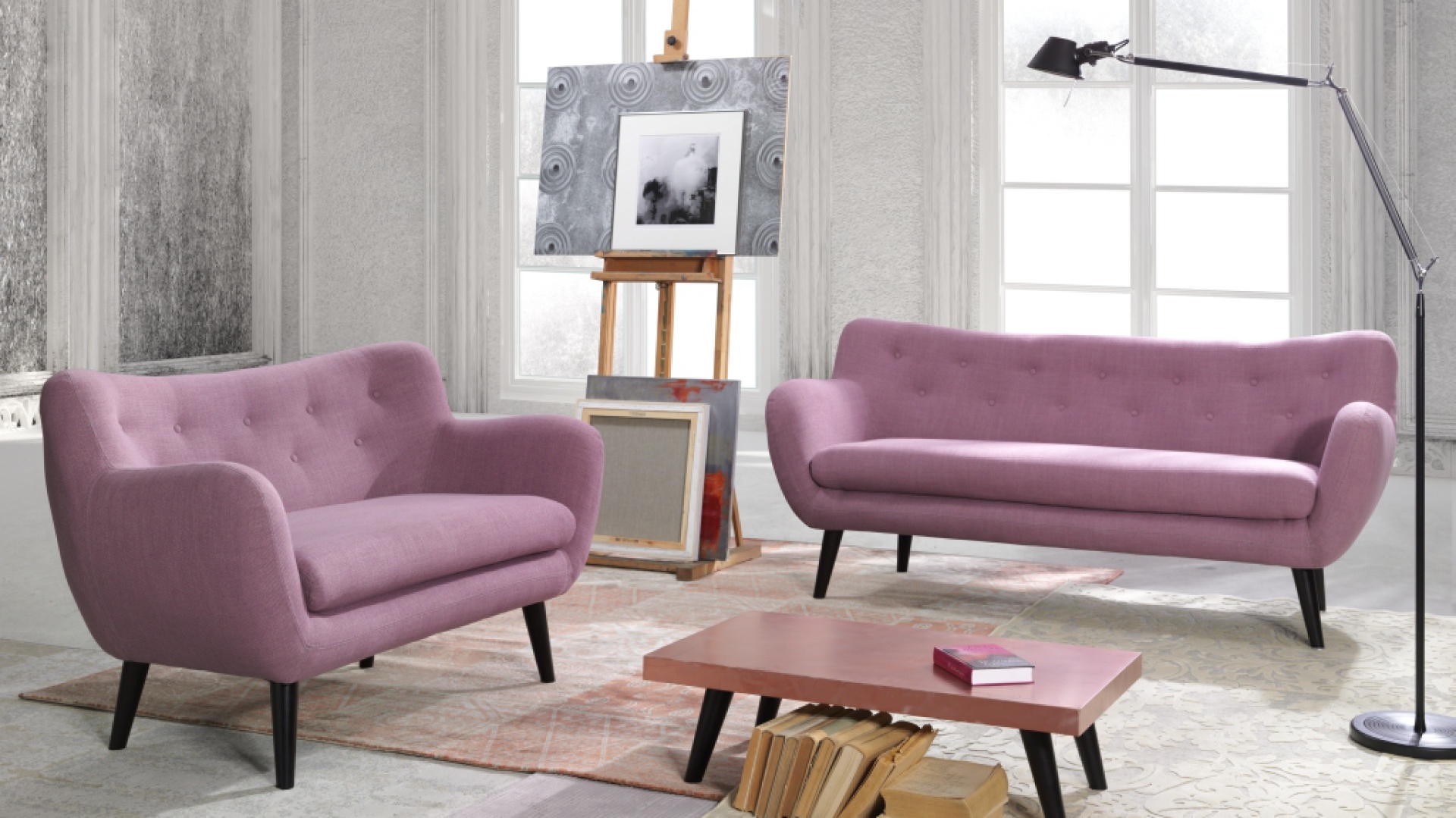 PRZESTRZEŃ POKOJU DZIENNEGO – sofa 3-osobowa „George”, producent: IMS SOFA, marka Bydgoskie Meble. Nagroda w ubiegłorocznym konkursie Dobry Design 2016.