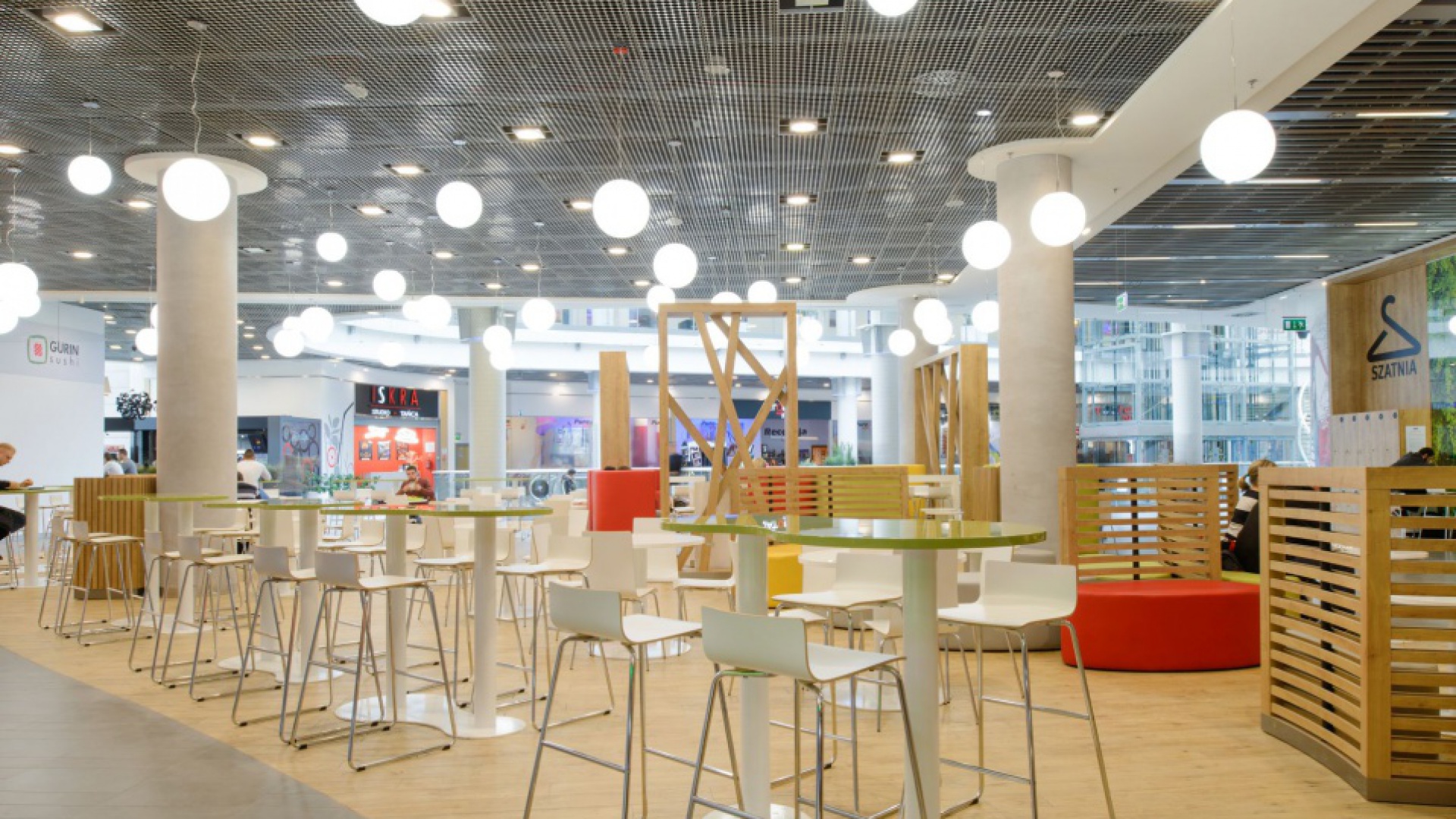 Strefa food court fot. Agora Bytom