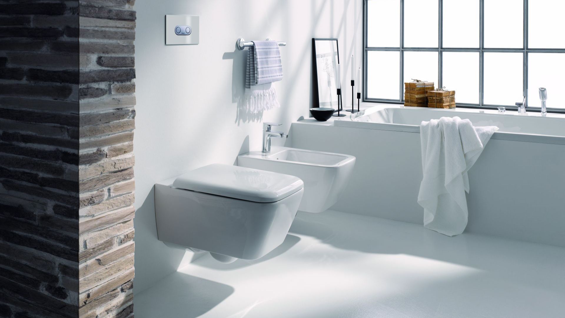 Kolekcja ceramiki sanitarnej Life! doskonale pasuje do wnętrz w stylu loft. Fot. Koło