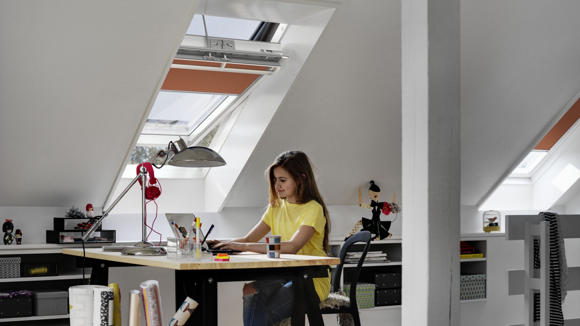 Pokój ucznia na poddaszu. Fot. Velux