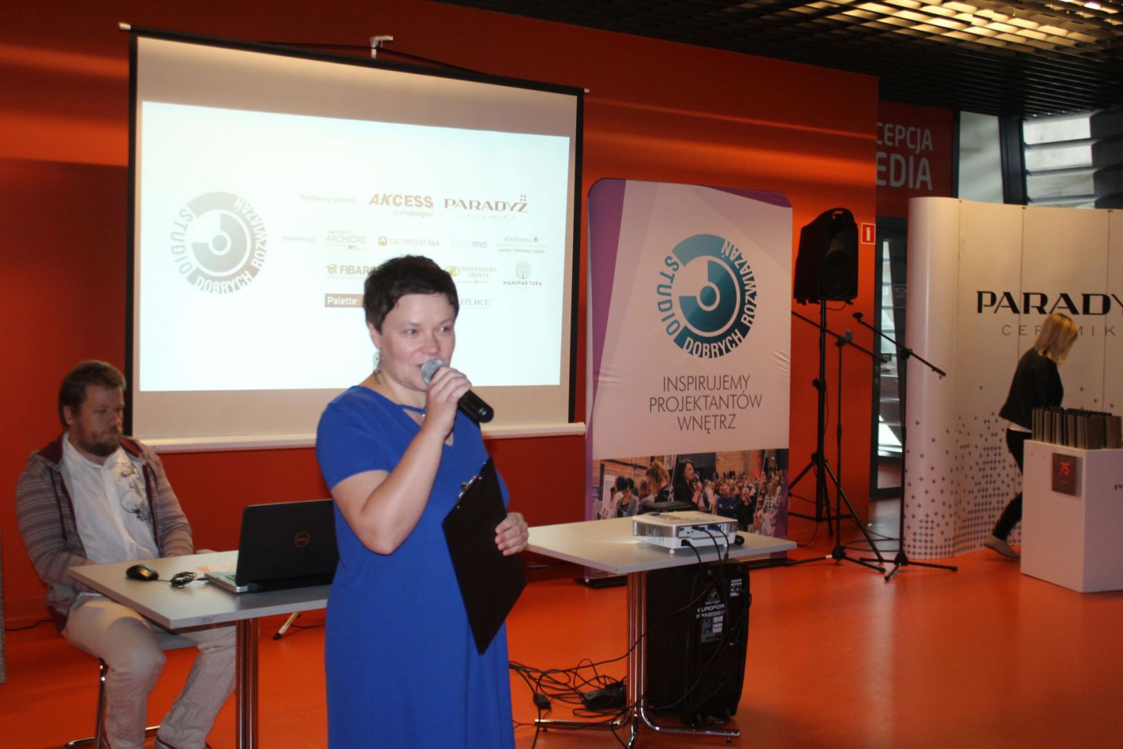 Spotkanie z cyklu Studio Dobrych Rozwiązań z ramienia organizatora poprowadziła Justyna Łotowska
