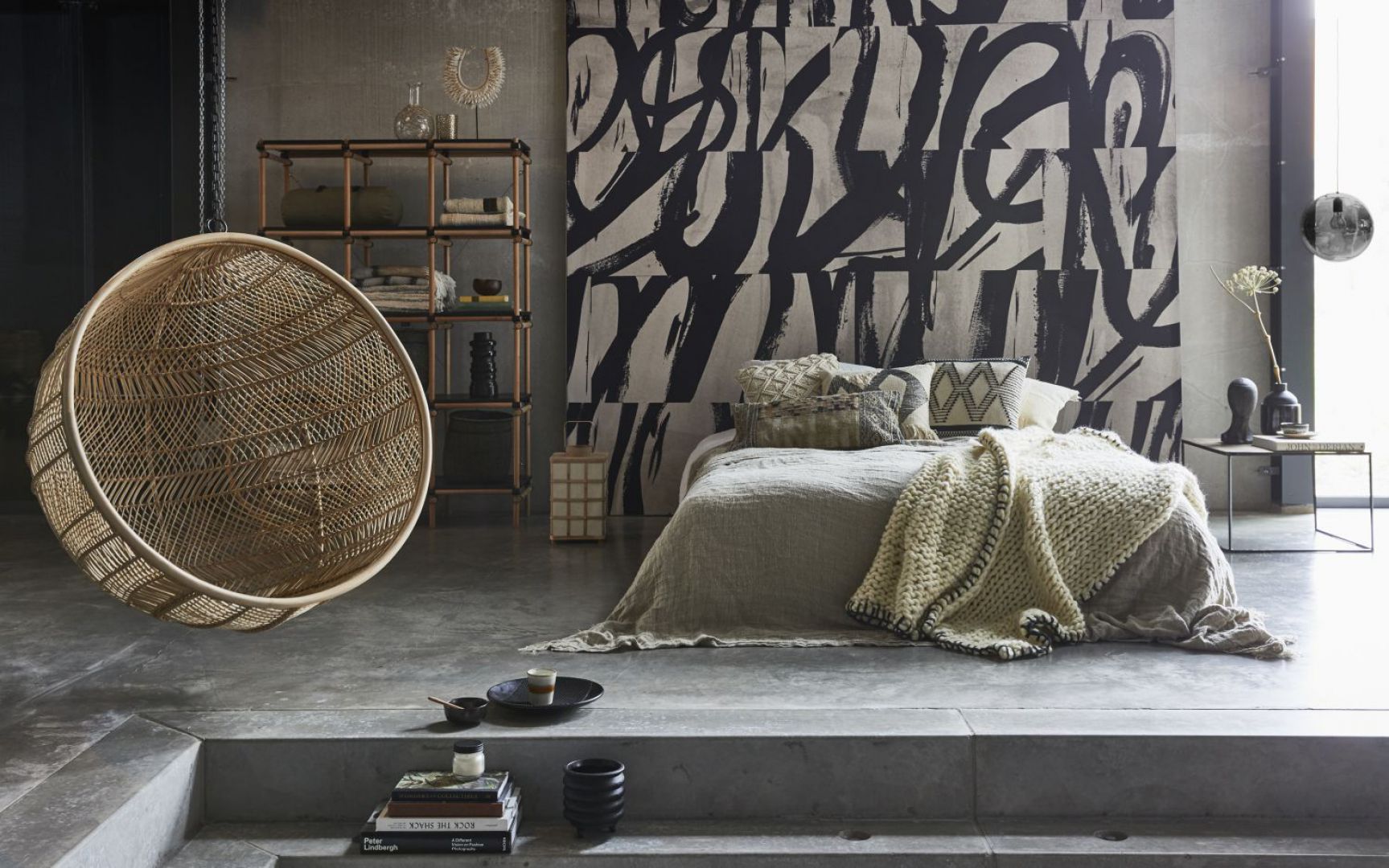 Ozdobne poduszki z kolekcji Macrame. Fot. HK Living