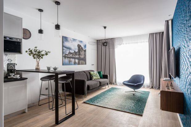 Apartament na wynajem o powierzchni 50 mkw. znajduje się w Gdańsku, w ekskluzywnej lokalizacji  nad samym brzegiem Motławy.