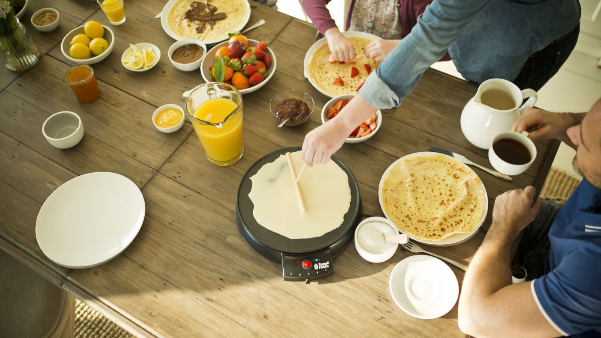 Karnawałowe przekąski. Fot. Russell Hobbs