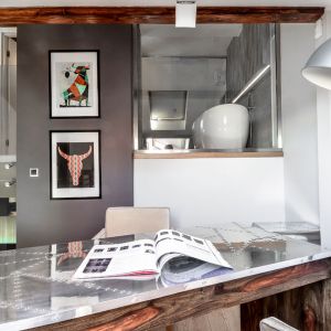 Oryginalny apartament na wielu poziomach - strefa prywatna, gabinet. Projekt: Aleksandra Pałczak-Czajkowska. Fot. Bartosz Gebalski