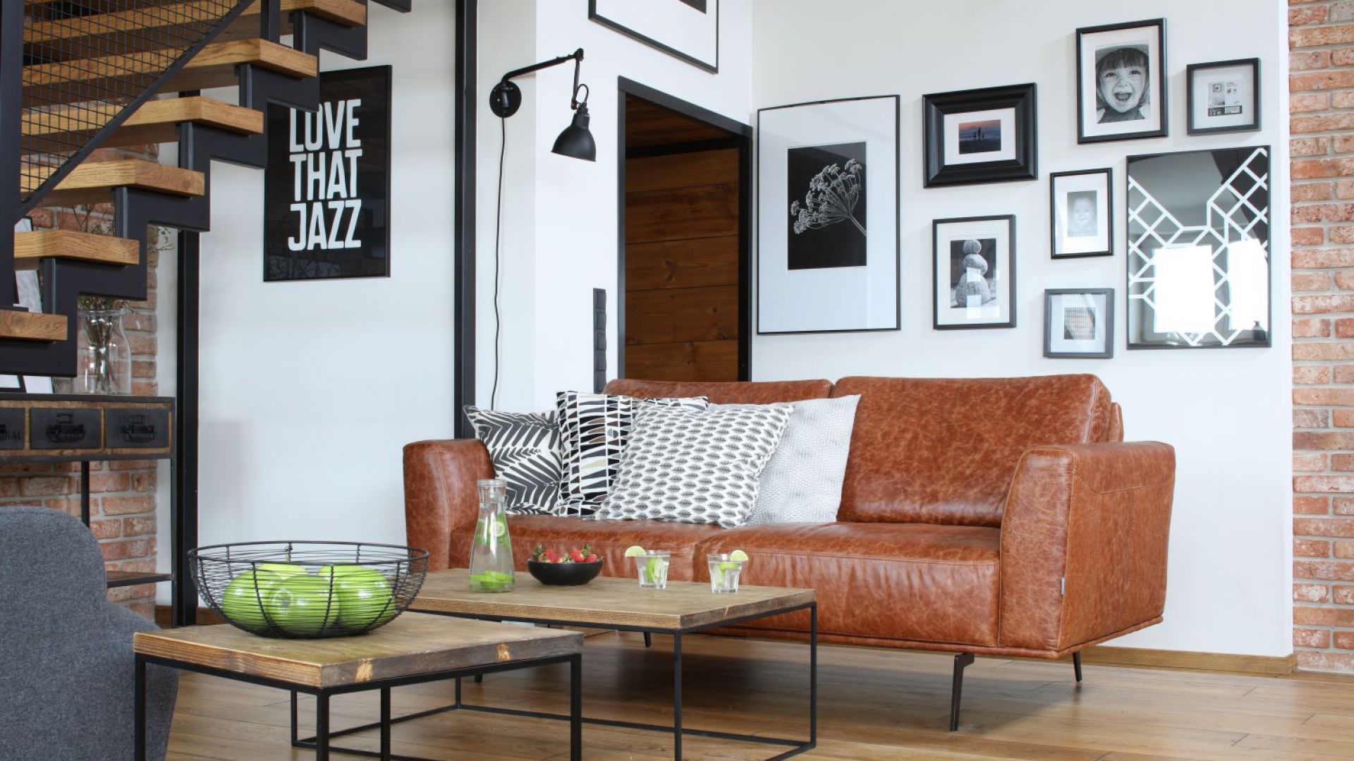 Wnętrze w stylu loft. Projekt: Katarzyna Walawska. Fot. Bartosz Jarosz