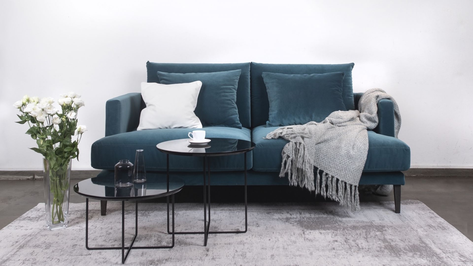Nowoczesne sofy do salonu - sofa Rivia. Fot. Rosanero