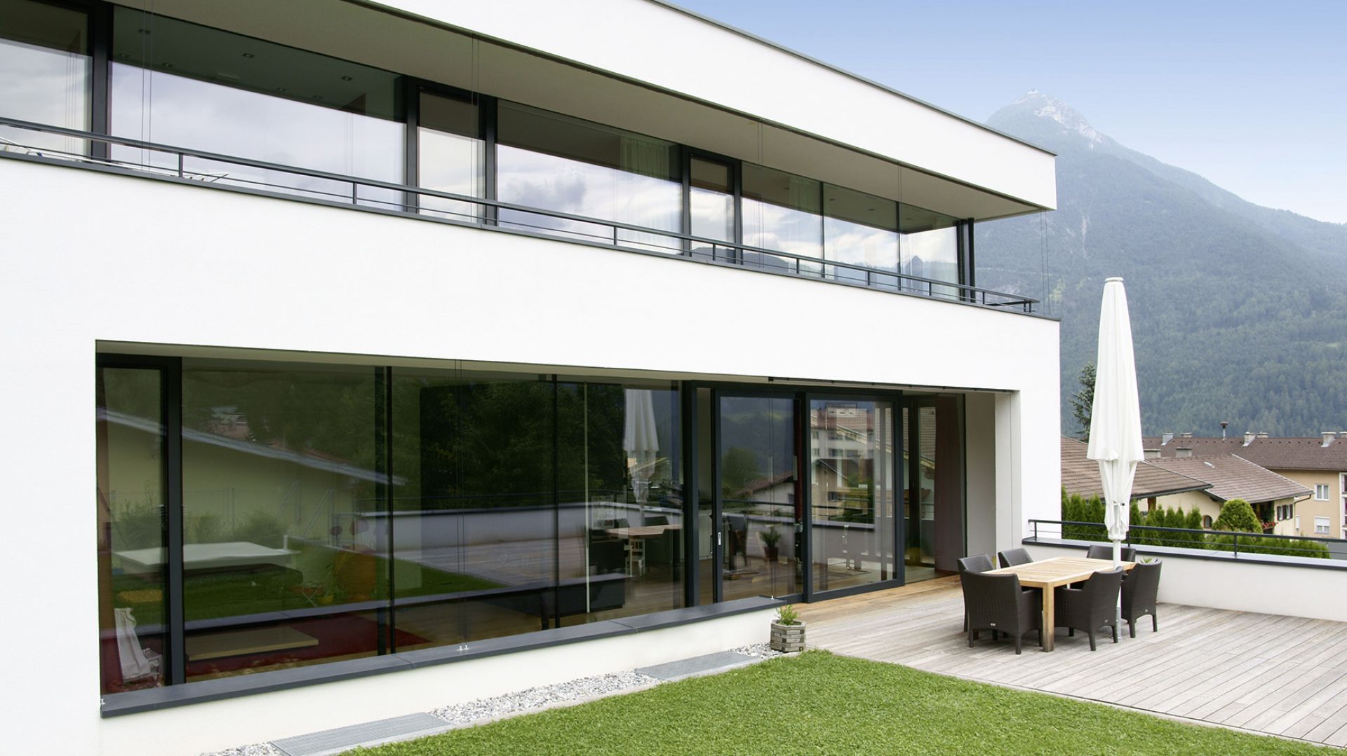 HX 300/Internorm. Produkt zgłoszony do konkursu Dobry Design 2019.