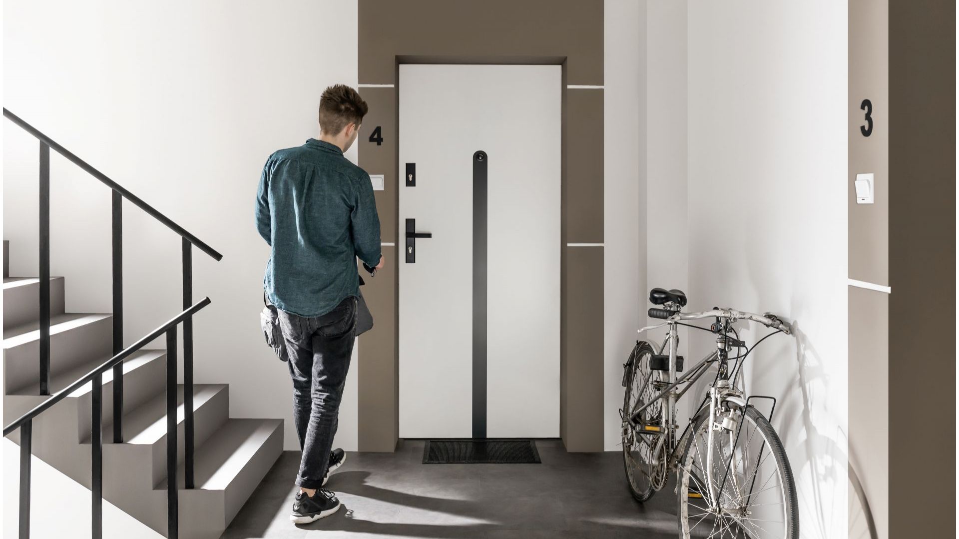 Drzwi wejściowe Doppio/VOX. Produkt zgłoszony do konkursu Dobry Design 2019.
