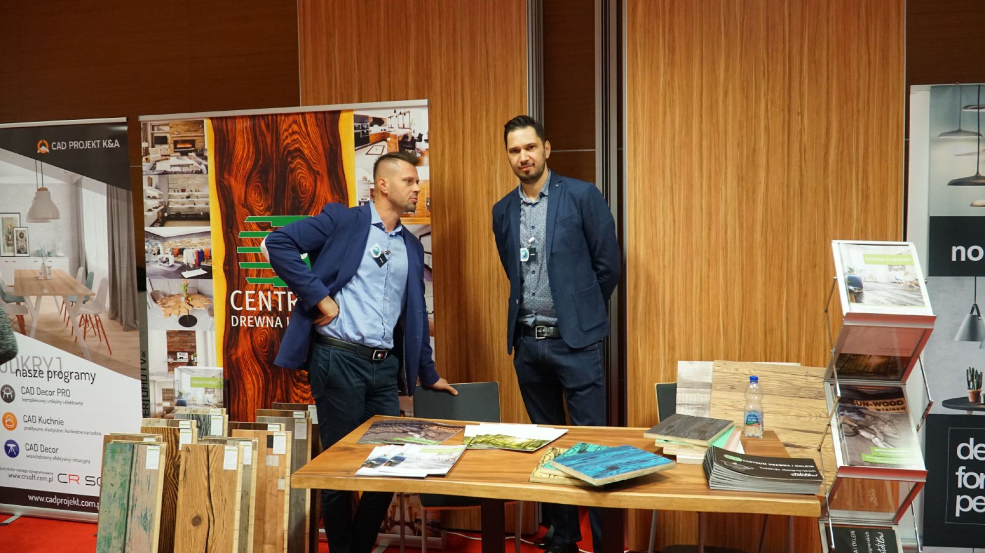 Stoisko firmy CDO Centrum Drewna i Oklein