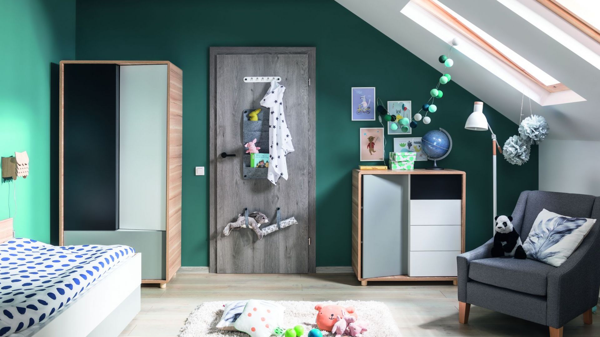 Drzwi wewnętrzne mogą optycznie powiększyć i rozświetlić pomieszczenia, a także dodać im funkcjonalności i oryginalności - Porta Smart. Fot. Porta