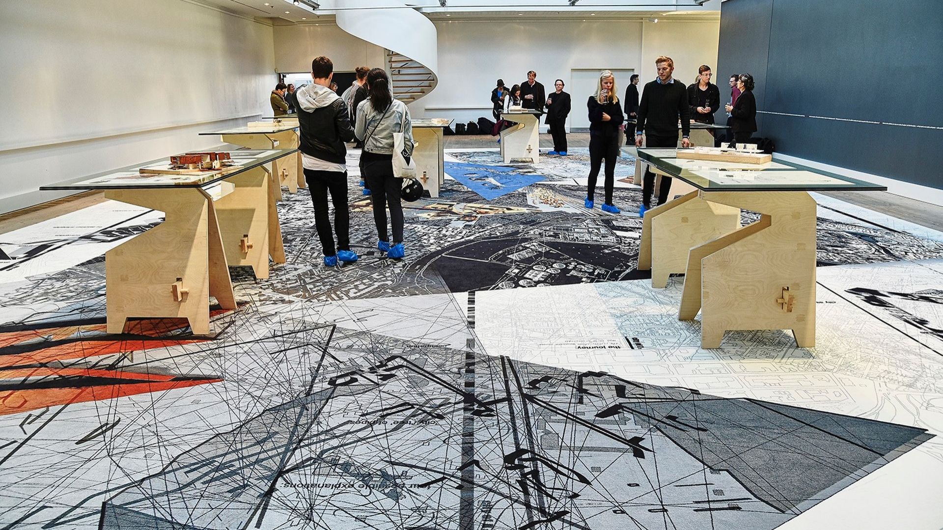 Wystawa 'On the Surface' pracowni Metis, mat. pras. EGE carpets (1).jpg