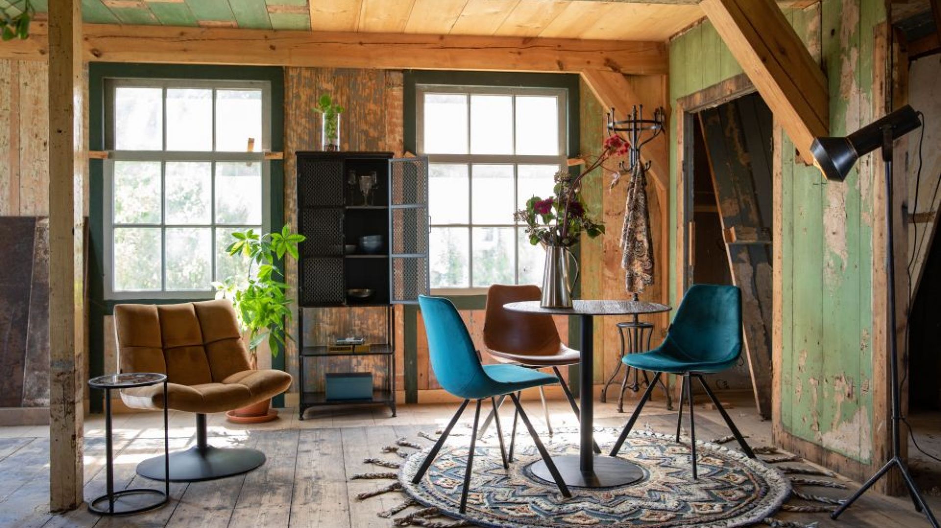 Boho loft najmodniejsza odmiana stylu industrialnego. Fot. Dutchbone / Dutchhouse.pl