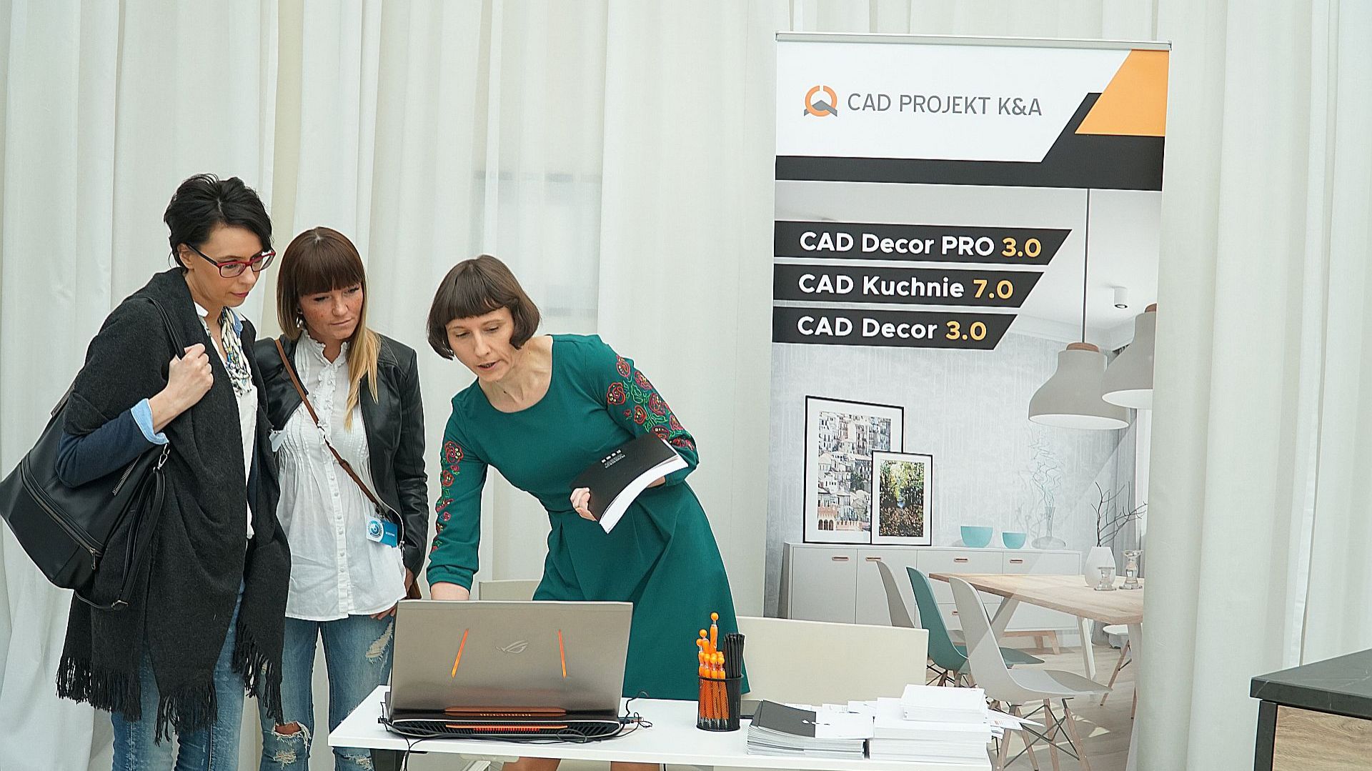 Stoisko firmy CAD Projekt C&A
