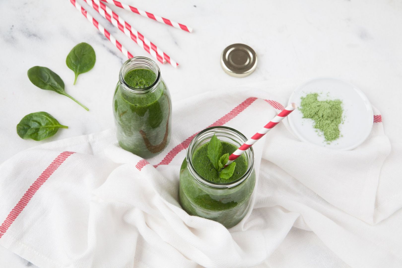 Prezent na Dzień Kobiet - zdrowa dieta: zielone smoothie. Fot. Termomix