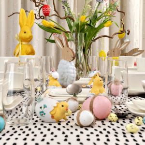 Wielkanocne inspiracje na dekorację stołu. Fot. Action