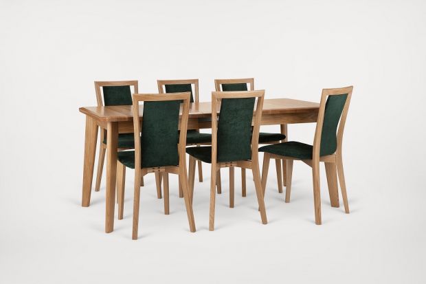 Praktyczny stół domowy oraz krzesła z drewna dębowego zachwycą niewymuszoną elegancją i funkcjonalnym charakterem.