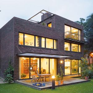  Jak rozplanować okna w projekcie domu. Fot. Schüco / Awilux