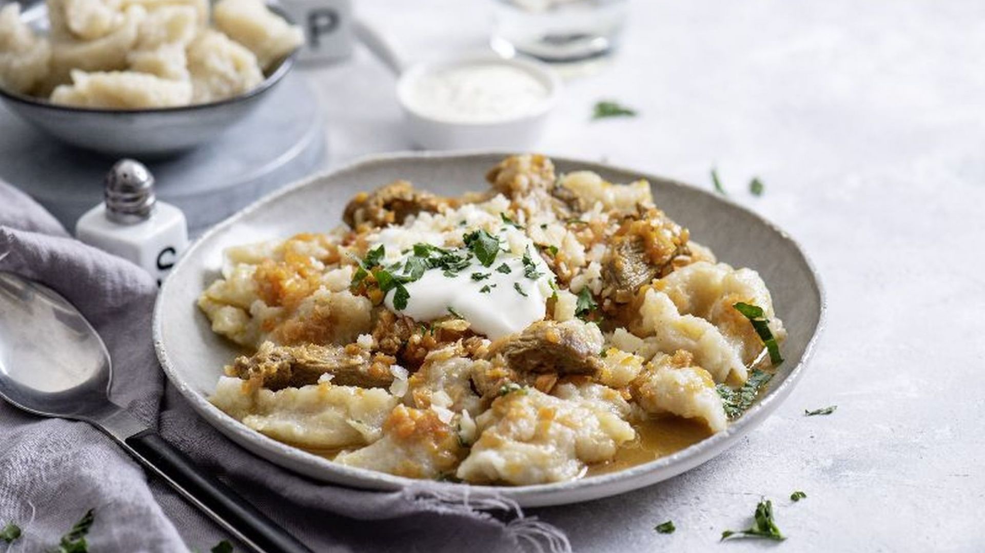 Hałuski z potrawka z jagnięciny. Fot. Thermomix