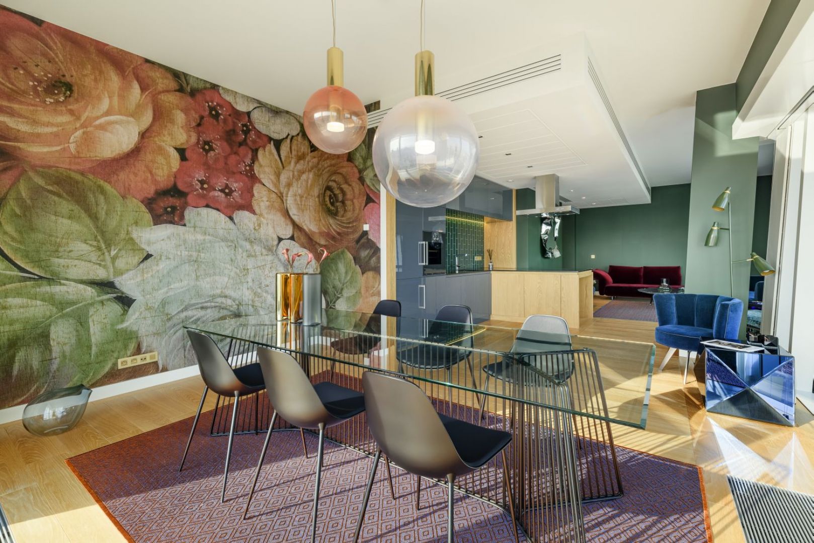 Złota 44 - apartament w stylu włoskim. Projekt: Ines Lulkowska i Tomasz Tronina. Fot. mat. pras. Galerii Heban