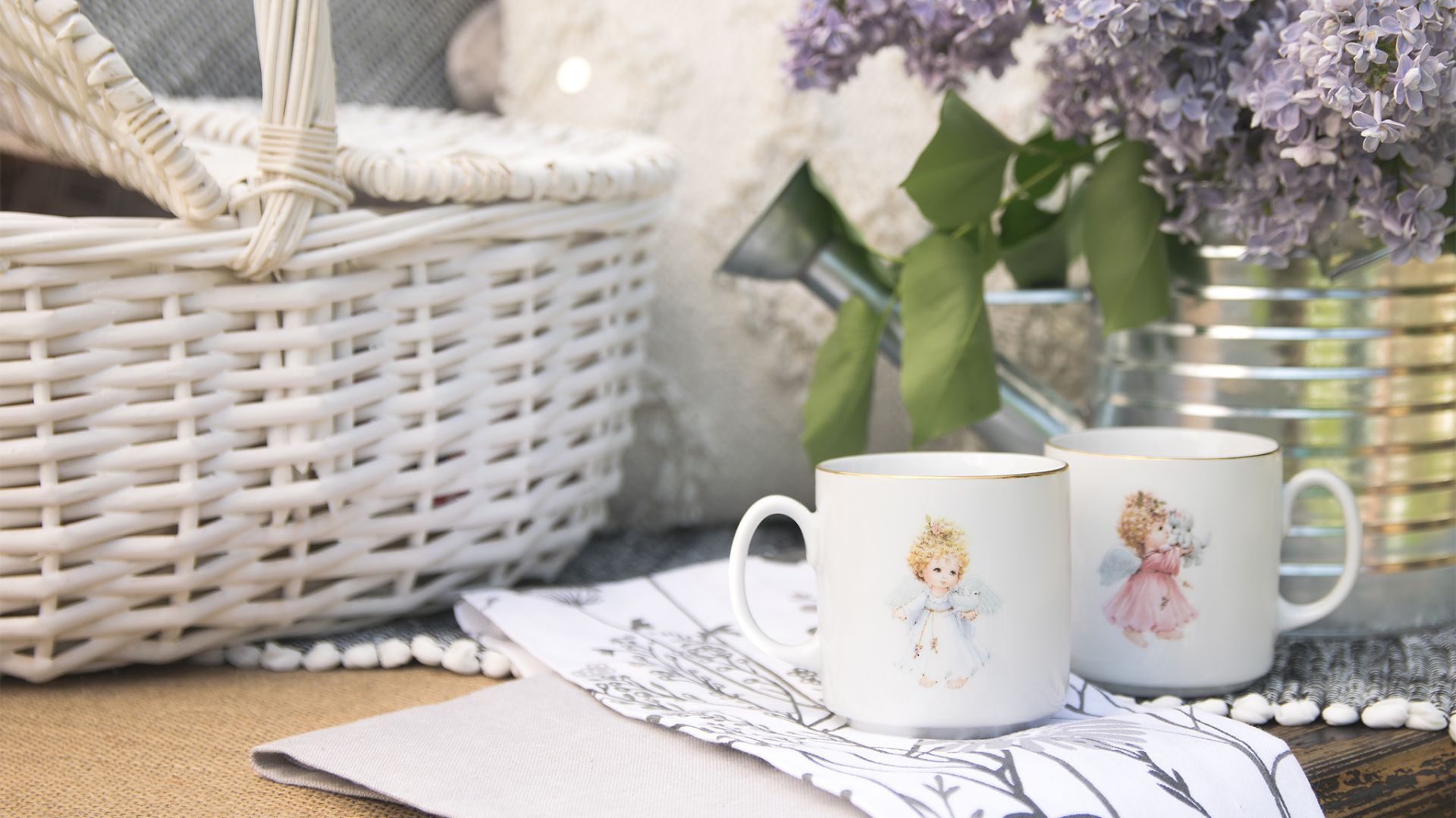 Porcelanowa gratka dla przedszkolaka. Fot. Ćmielów