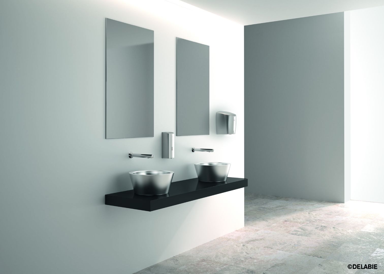Elektroniczny, ścienny dozownik mydła w płynie/Delabie. Produkt zgłoszony do konkursu Dobry Design 2020.