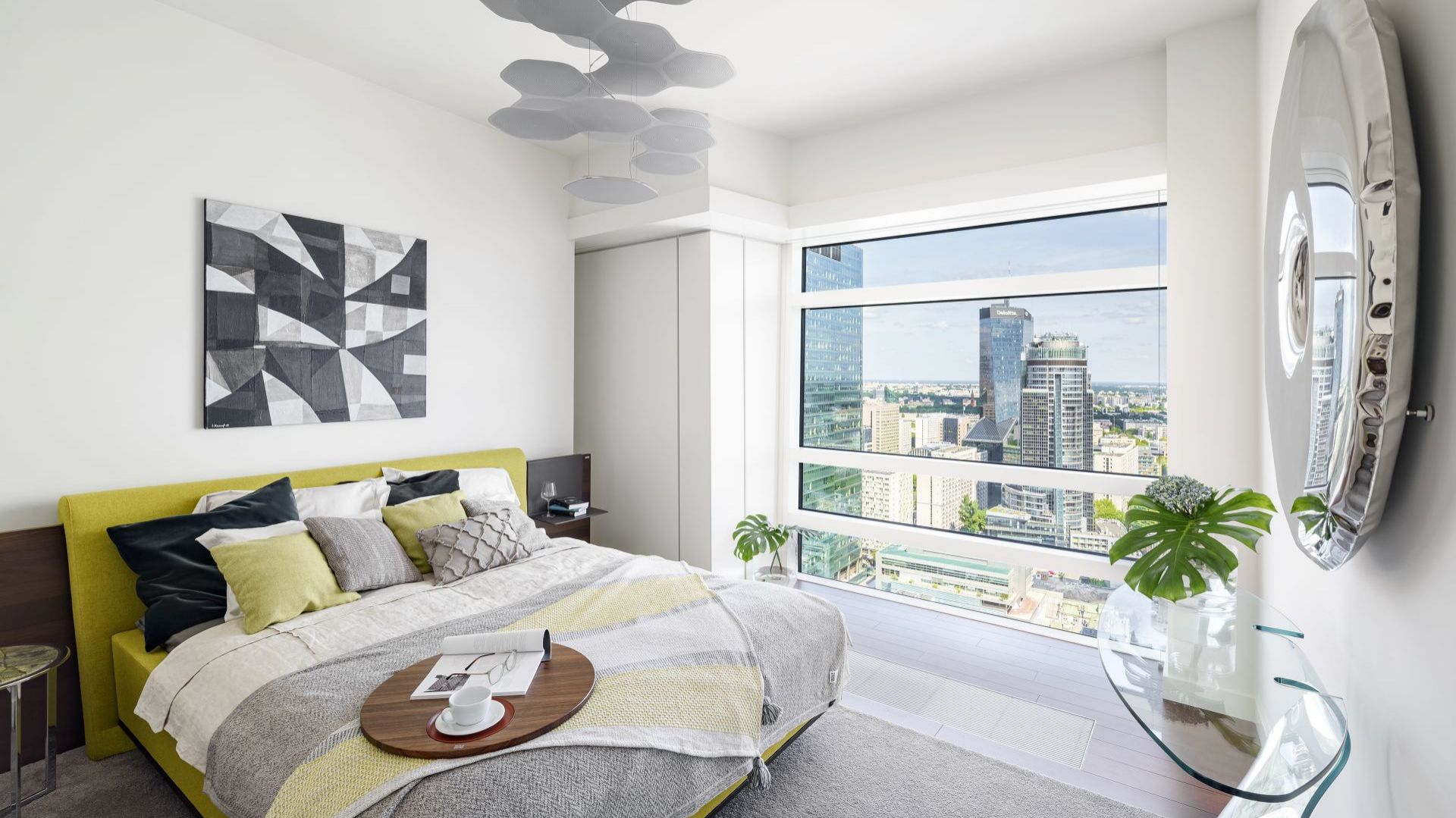 Złota 44. Apartament Glace to klasyka w nowoczesnym wydaniu. Projekt: Aksonometria. Fot. mat. prasowe Złota 44