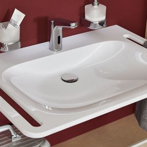 Kolekcja umywalek mineralnych VIGOUR derby plus z uchwytami bocznymi. Produkt zgłoszony do konkursu Dobry Design 2020.