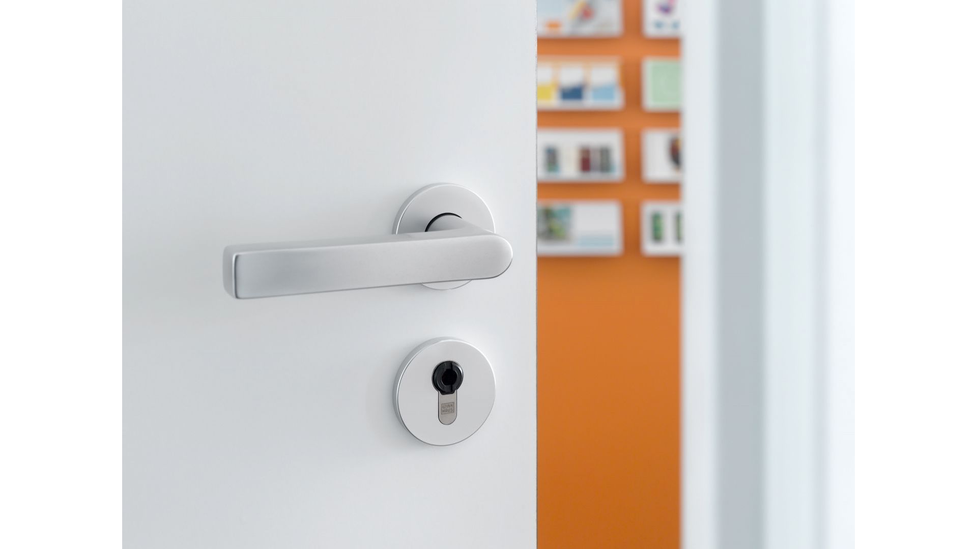 Elektroniczny system kontroli dostępu Winkhaus blueSmart/Winkhaus. Produkt zgłoszony do konkursu Dobry Design 2020.
