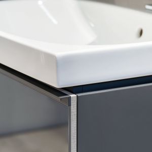 Seria ceramiki i mebli łazienkowych Acanto/Geberit. Produkt zgłoszony do konkursu Dobry Design 2020.