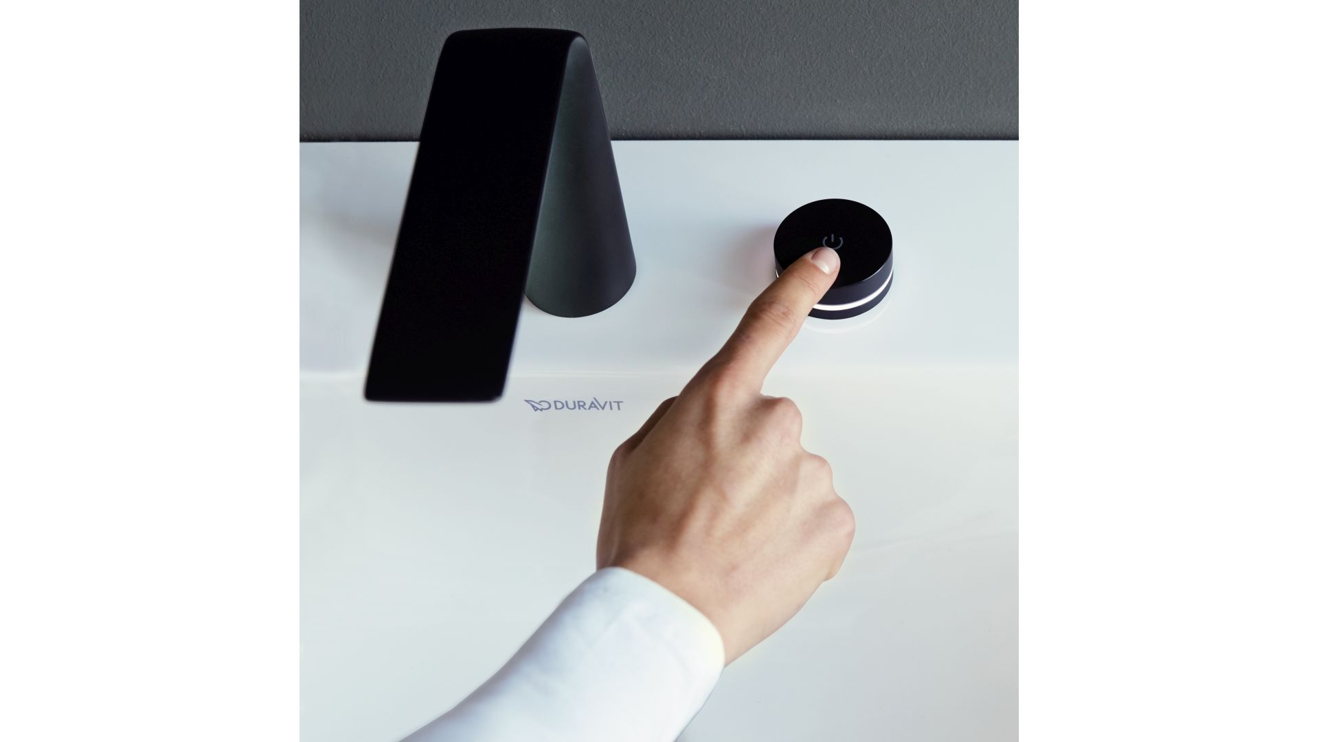 Bateria D1/Duravit. Produkt zgłoszony do konkursu Dobry Design 2020.