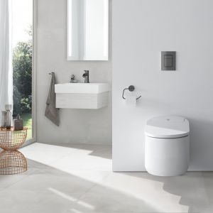 Toaleta myjąca Sensia Arena; technologia AquaCeramic zapobiega rozwojowi bakterii; powłoka HyperClean i samooczyszczające się dysze gwarantują higienę. Fot. Grohe