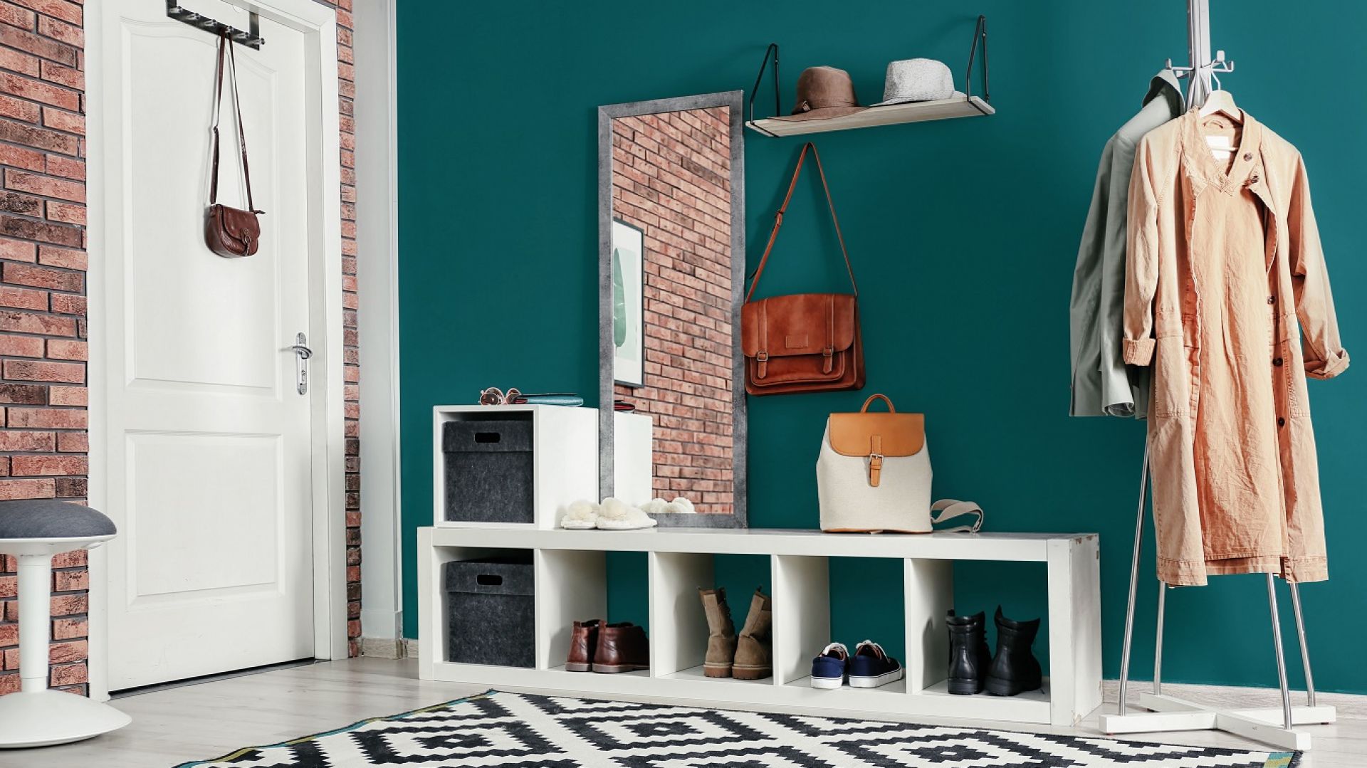 Szmaragdowa zieleń Cleopatra z palety Beckers Designer Colour. Fot. Beckers