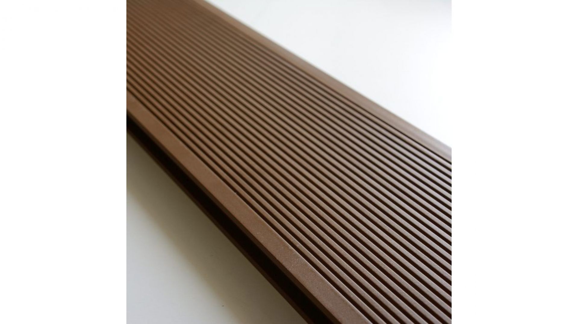Deska Tarasowa WPC Noble Collection/Prymus. Produkt zgłoszony do konkursu Dobry Design 2020.