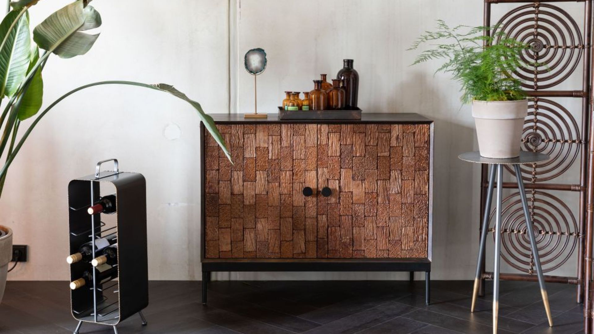 Szafka Chisel dostępna w ofercie Dutchhouse.pl. Fot. Dutchhouse